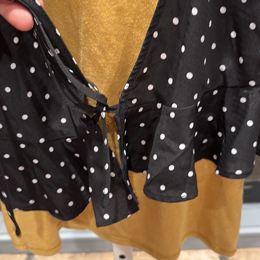 Princess Polly Stella Wrap Top - Picture 3 of 8